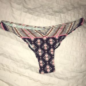 Medium Victoria Secret Itsy bikini bottom